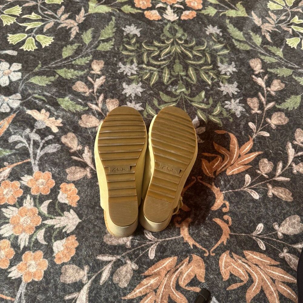 Clarks Women’s Pale Yellow Suede Wedge Sandals | Open Toe Slingback | Cork Wedge - Picture 5 of 9
